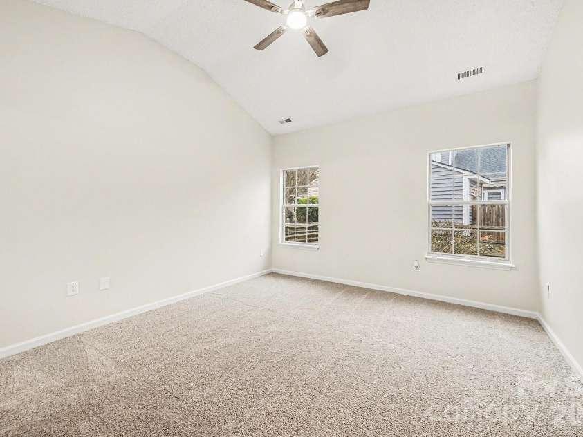 150 Ashford Hollow Lane, Mooresville, NC 28117.  MLS# CAR4336198, YatesRealty ID 21991. 