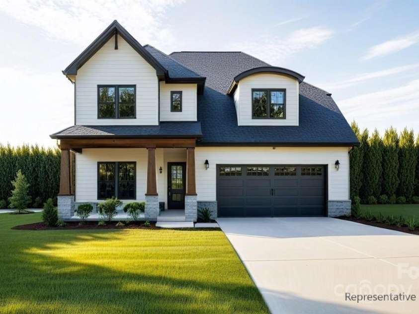 20396 Queens Street, Cornelius, NC 28031.  MLS# CAR4259458, YatesRealty ID 21991. 