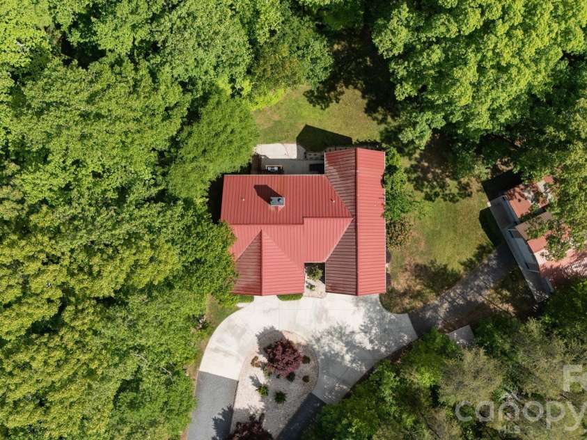 2599 Highway 557 Highway, Clover, SC 29710.  MLS# CAR4371727, YatesRealty ID 21992. 