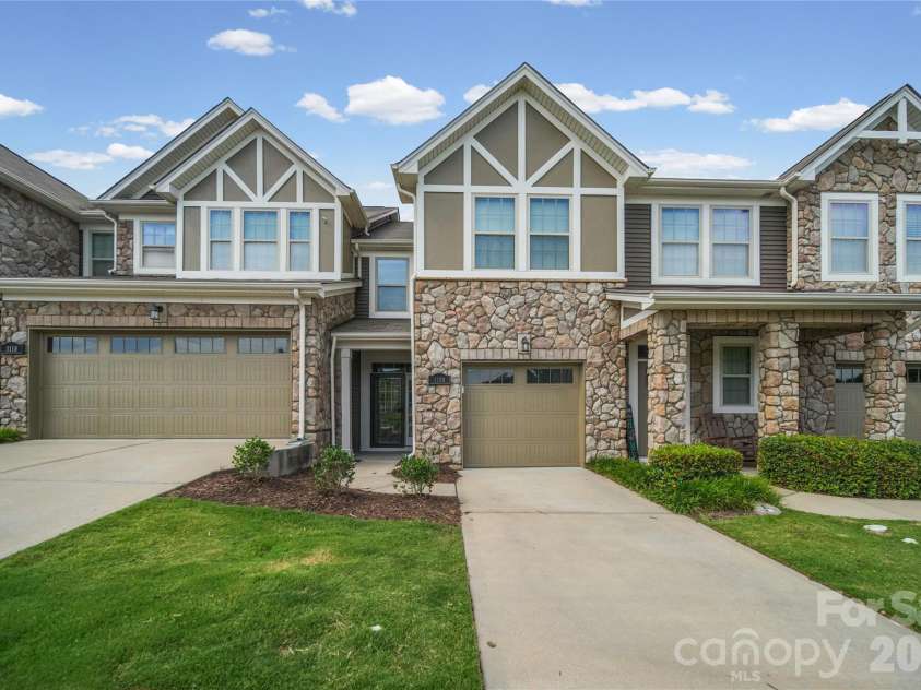 1108 Roderick Drive, Fort Mill, SC 29708.  MLS# CAR4365725, YatesRealty ID 21994. 