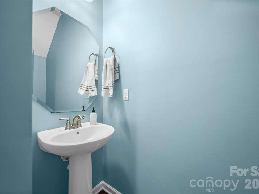 1108 Roderick Drive, Fort Mill, SC 29708.  MLS# CAR4365725, YatesRealty ID 21994. 