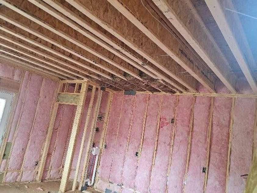 1506 7th Street, Statesville, NC 28677.  MLS# CAR4191847, YatesRealty ID 21994. 