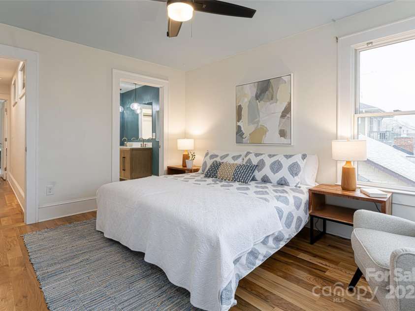 273 Murdock Avenue, Asheville, NC 28804.  MLS# CAR4210574, YatesRealty ID 21995. 