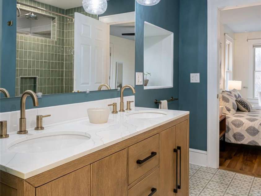 273 Murdock Avenue, Asheville, NC 28804.  MLS# CAR4210574, YatesRealty ID 21995. 