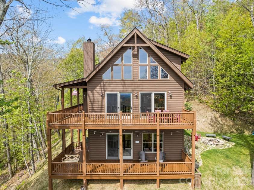 128 Serendipity Trail, Maggie Valley, NC 28751.  MLS# CAR4379713, YatesRealty ID 21996. 