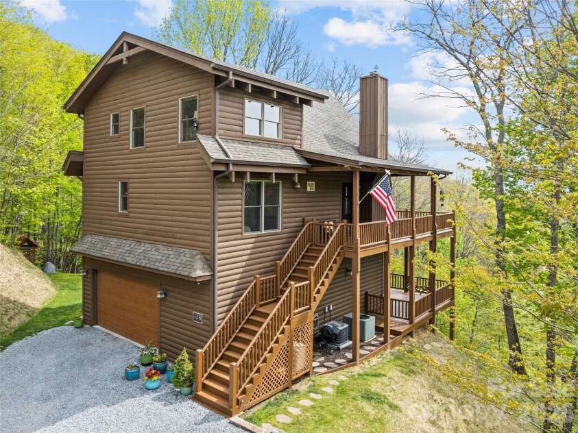 128 Serendipity Trail, Maggie Valley, NC 28751.  MLS# CAR4379713, YatesRealty ID 21996. 