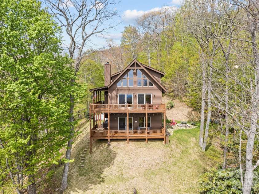 128 Serendipity Trail, Maggie Valley, NC 28751.  MLS# CAR4379713, YatesRealty ID 21996. 