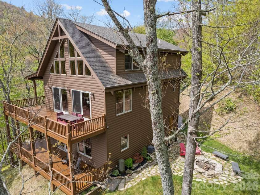 128 Serendipity Trail, Maggie Valley, NC 28751.  MLS# CAR4379713, YatesRealty ID 21996. 