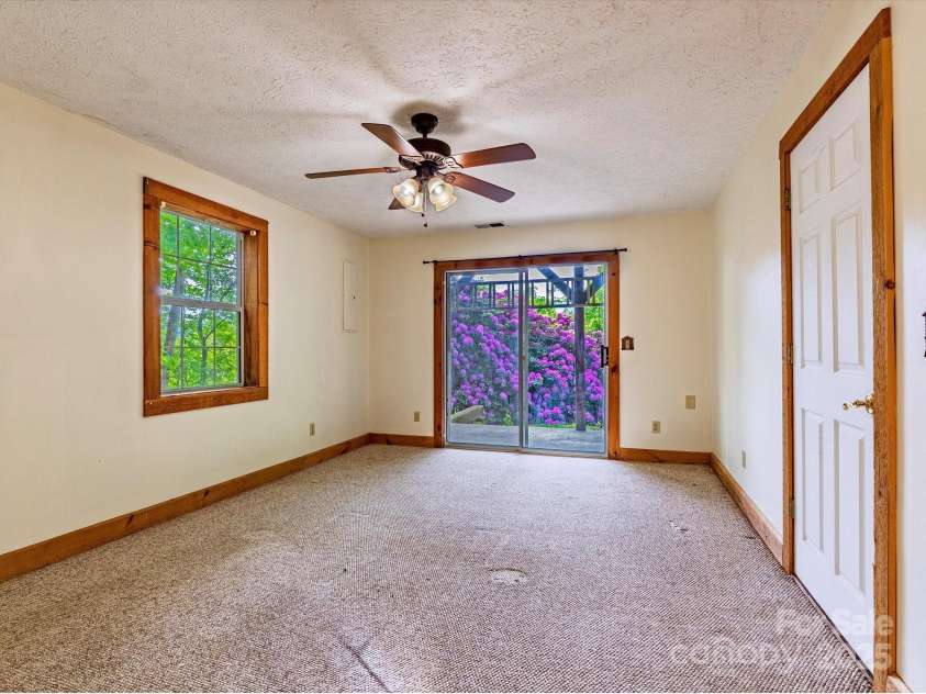 287 Sara Ridge Road, Waynesville, NC 28786.  MLS# CAR4260530, YatesRealty ID 21997. Downstairs, heated bonus room