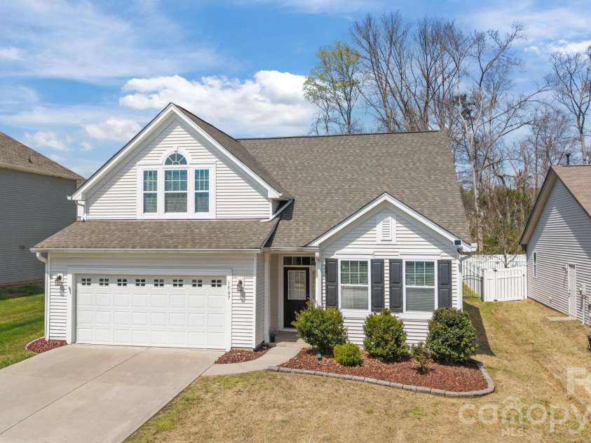 1507 Imperial Court, York, SC 29745.  MLS# CAR4361976, YatesRealty ID 21998. 
