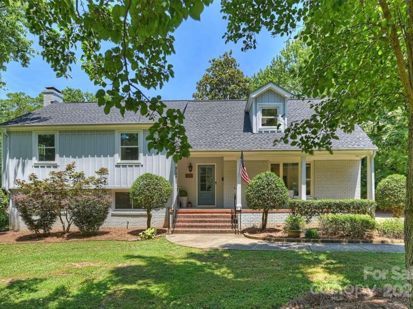 3165 Pendleton Avenue, Charlotte, NC 28210.  MLS# CAR4272876, YatesRealty ID 21998. 