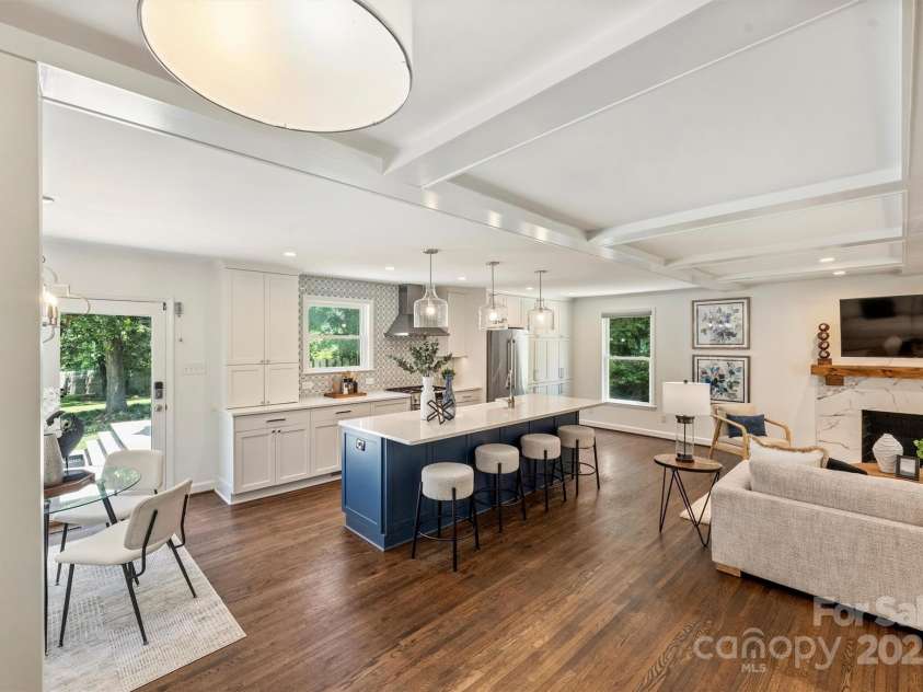 3165 Pendleton Avenue, Charlotte, NC 28210.  MLS# CAR4272876, YatesRealty ID 21998. 