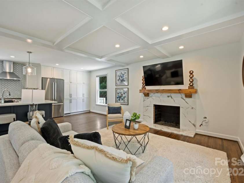 3165 Pendleton Avenue, Charlotte, NC 28210.  MLS# CAR4272876, YatesRealty ID 21998. 