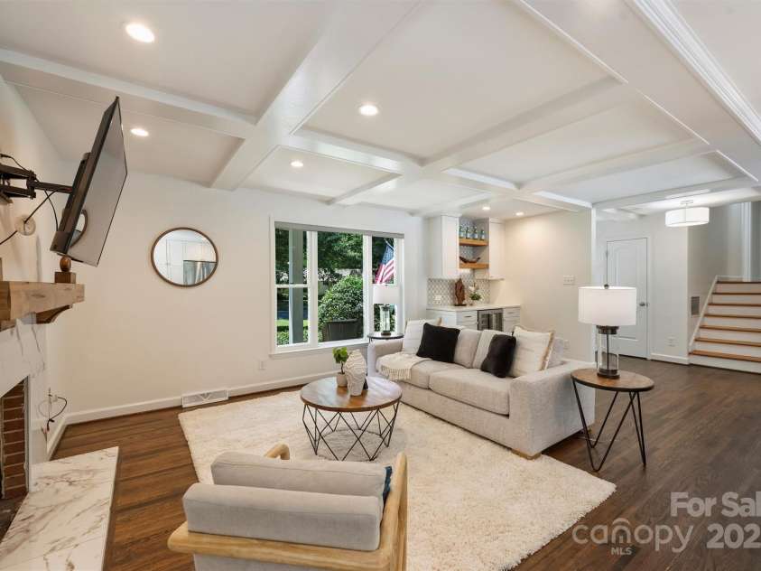 3165 Pendleton Avenue, Charlotte, NC 28210.  MLS# CAR4272876, YatesRealty ID 21998. 