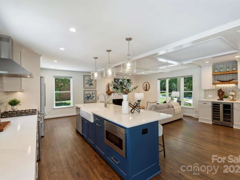 3165 Pendleton Avenue, Charlotte, NC 28210.  MLS# CAR4272876, YatesRealty ID 21998. 