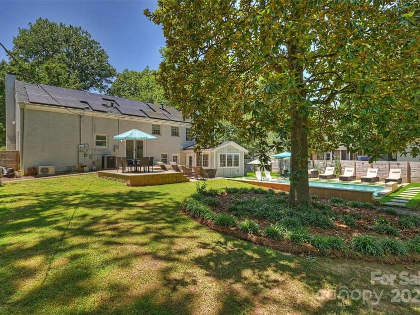 3165 Pendleton Avenue, Charlotte, NC 28210.  MLS# CAR4272876, YatesRealty ID 21998. 