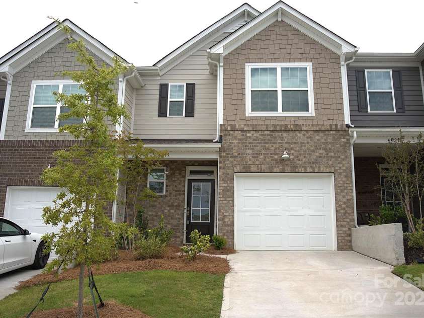 6019 Chelsea Oaks Ridge, Fort Mill, SC 29708.  MLS# CAR4285412, YatesRealty ID 22. 