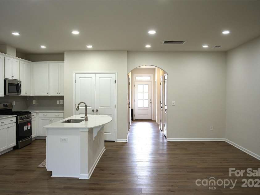 6019 Chelsea Oaks Ridge, Fort Mill, SC 29708.  MLS# CAR4285412, YatesRealty ID 22. 