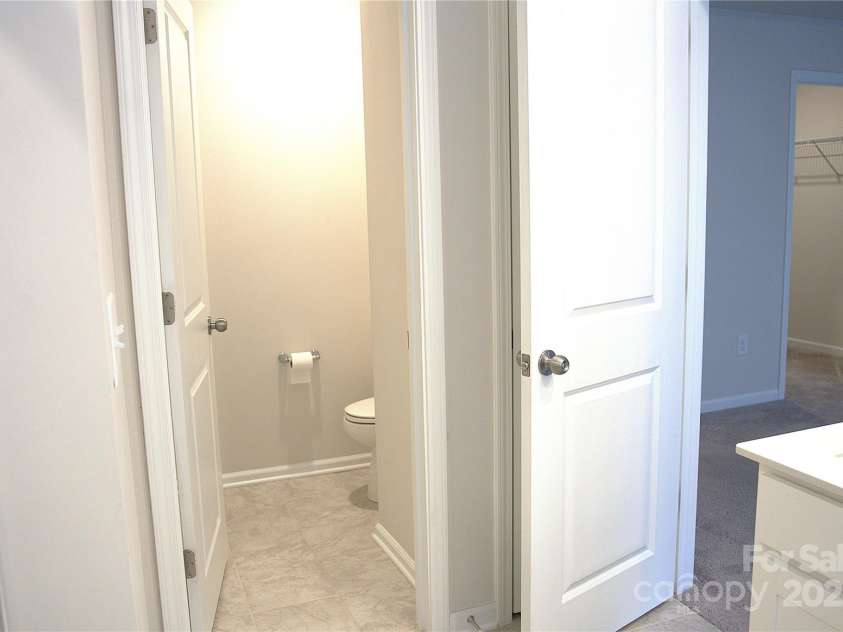 6019 Chelsea Oaks Ridge, Fort Mill, SC 29708.  MLS# CAR4285412, YatesRealty ID 22. 