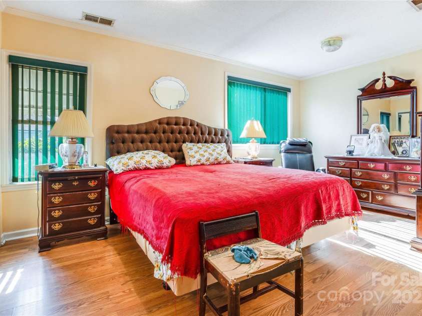 713 Perkins Street, Lowell, NC 28098.  MLS# CAR4188499, YatesRealty ID 220. 