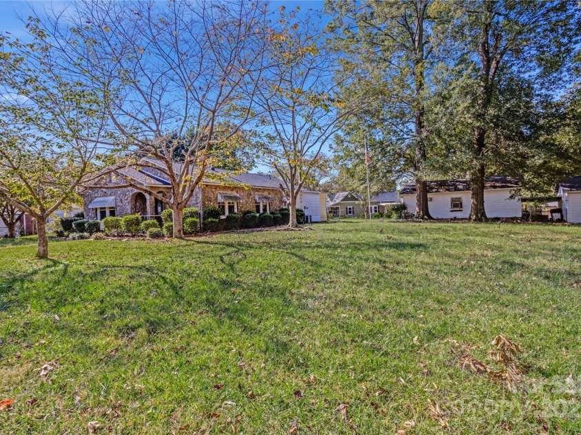 713 Perkins Street, Lowell, NC 28098.  MLS# CAR4188499, YatesRealty ID 220. 