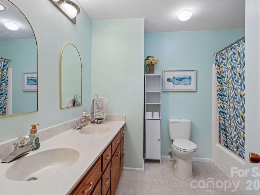 126 Tulip Avenue, Concord, NC 28025.  MLS# CAR4373051, YatesRealty ID 22000. 