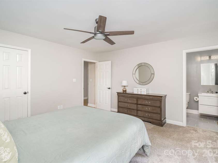 5843 Timber Falls Place, Concord, NC 28027.  MLS# CAR4266249, YatesRealty ID 22000. 