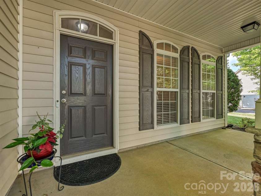 10724 Trolley Run Drive, Cornelius, NC 28031.  MLS# CAR4375560, YatesRealty ID 22001. 