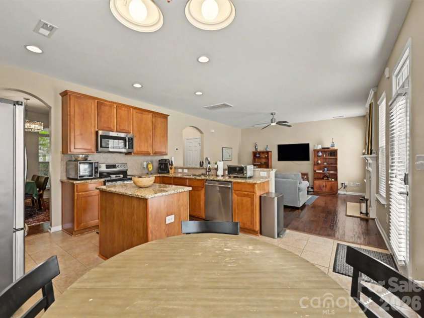 10724 Trolley Run Drive, Cornelius, NC 28031.  MLS# CAR4375560, YatesRealty ID 22001. 