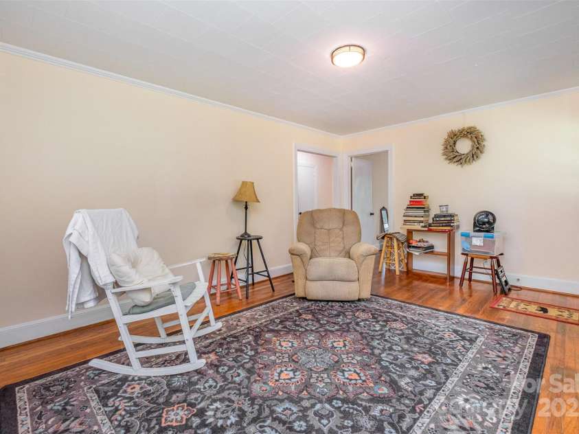 422 Wilson Street, Mount Holly, NC 28120.  MLS# CAR4272159, YatesRealty ID 22001. 422 Wilson interior