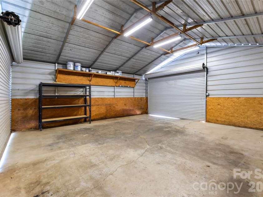4800 Morgan Mill Road, Monroe, NC 28110.  MLS# CAR4379102, YatesRealty ID 22004. 