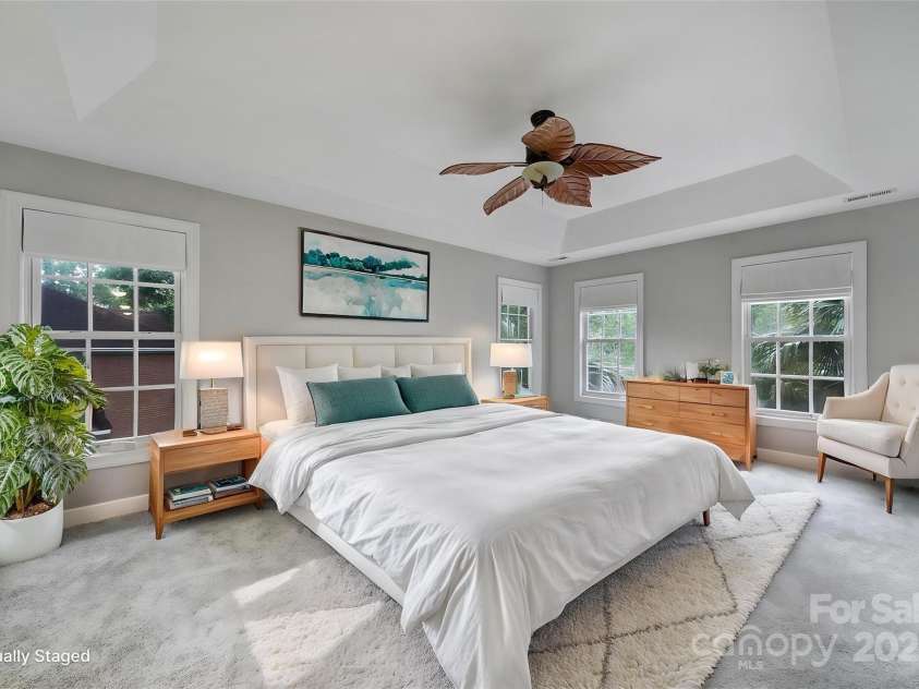 907 Thorn Ridge Lane, Lake Wylie, SC 29710.  MLS# CAR4222023, YatesRealty ID 22004. 