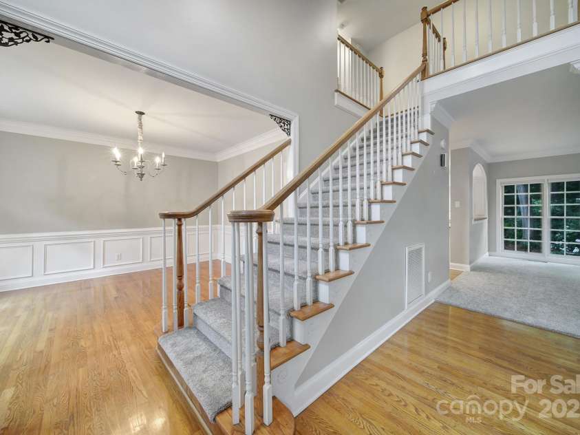 907 Thorn Ridge Lane, Lake Wylie, SC 29710.  MLS# CAR4222023, YatesRealty ID 22004. 