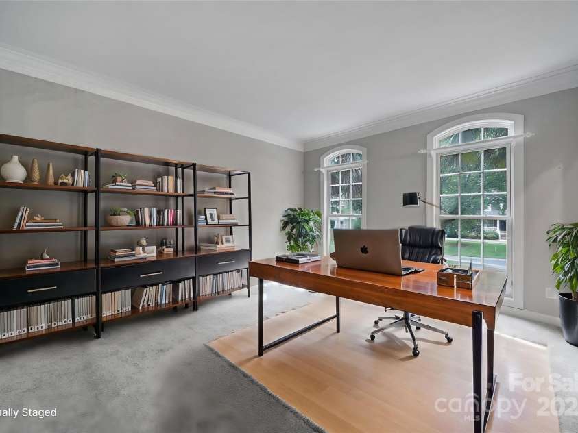 907 Thorn Ridge Lane, Lake Wylie, SC 29710.  MLS# CAR4222023, YatesRealty ID 22004. 