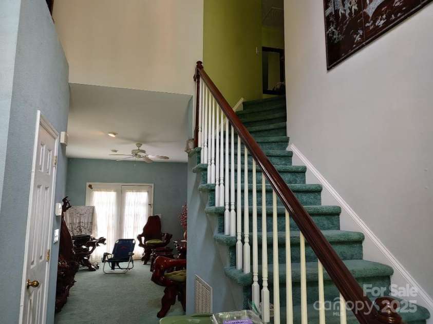 7318 Brighton Brook Drive, Charlotte, NC 28212.  MLS# CAR4270262, YatesRealty ID 22005. 