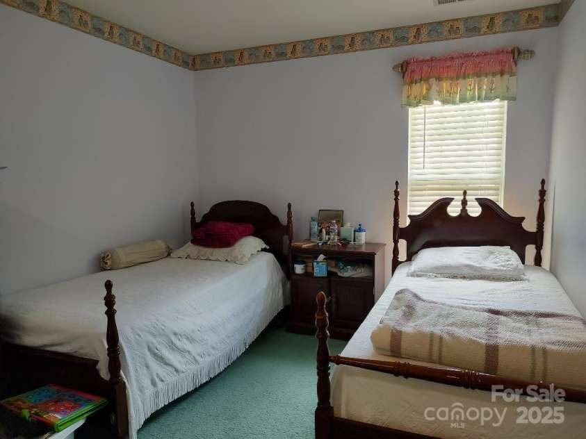 7318 Brighton Brook Drive, Charlotte, NC 28212.  MLS# CAR4270262, YatesRealty ID 22005. 