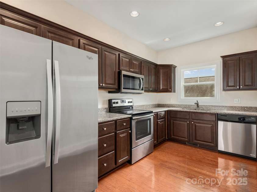 78 Chapel Road, Asheville, NC 28803.  MLS# CAR4273027, YatesRealty ID 22006. 