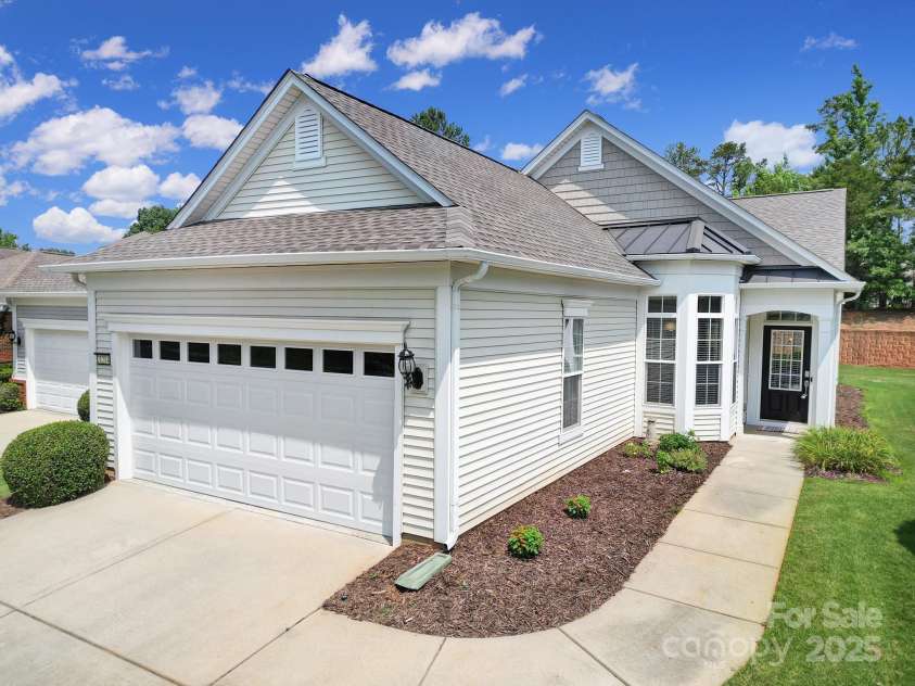 21214 Tern Court, Fort Mill, SC 29707.  MLS# CAR4267037, YatesRealty ID 22007. 