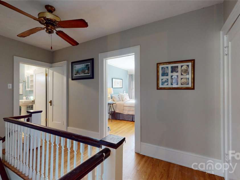 42 Viewpoint Drive, Marion, NC 28752.  MLS# CAR4201794, YatesRealty ID 22008. 