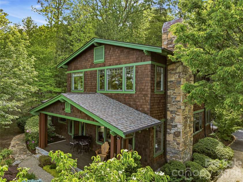 239 Senator Reynolds Road, Asheville, NC 28804.  MLS# CAR4358154, YatesRealty ID 22009. 
