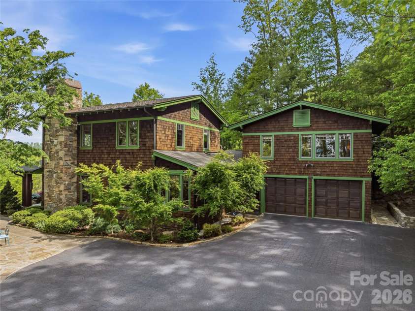 239 Senator Reynolds Road, Asheville, NC 28804.  MLS# CAR4358154, YatesRealty ID 22009. 