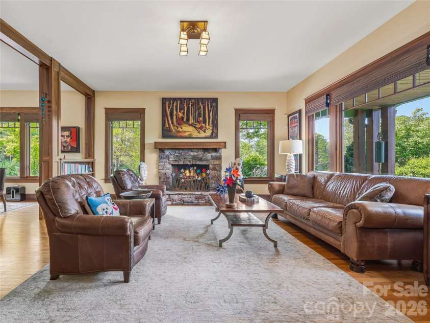 239 Senator Reynolds Road, Asheville, NC 28804.  MLS# CAR4358154, YatesRealty ID 22009. 