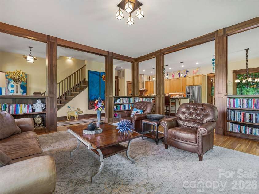 239 Senator Reynolds Road, Asheville, NC 28804.  MLS# CAR4358154, YatesRealty ID 22009. 
