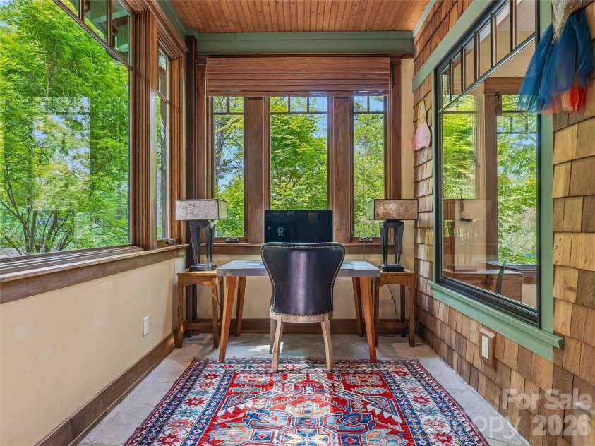 239 Senator Reynolds Road, Asheville, NC 28804.  MLS# CAR4358154, YatesRealty ID 22009. 
