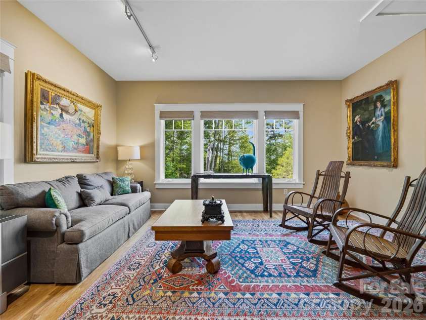 239 Senator Reynolds Road, Asheville, NC 28804.  MLS# CAR4358154, YatesRealty ID 22009. 