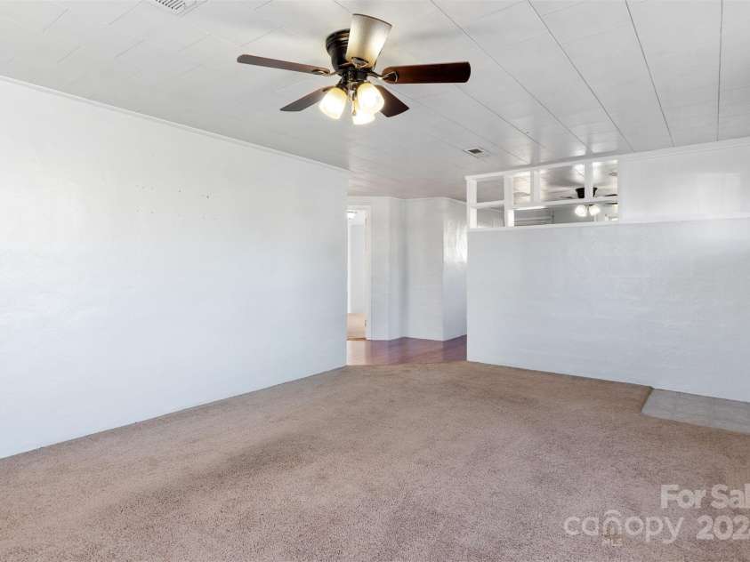 5067 Ike Circle, Granite Falls, NC 28630.  MLS# CAR4204614, YatesRealty ID 2201. 