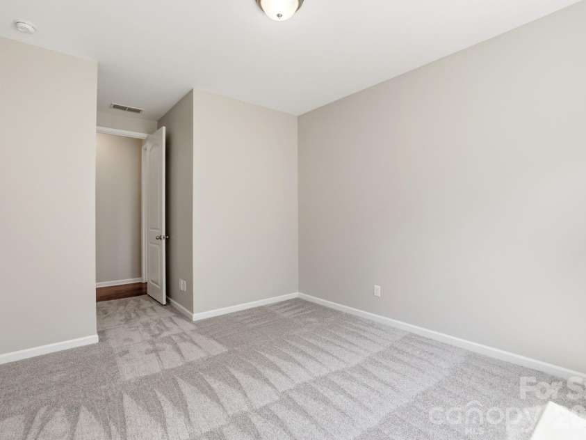 1197 Mckee Farm Lane, Belmont, NC 28012.  MLS# CAR4371180, YatesRealty ID 22010. 