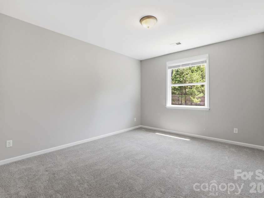 1197 Mckee Farm Lane, Belmont, NC 28012.  MLS# CAR4371180, YatesRealty ID 22010. 