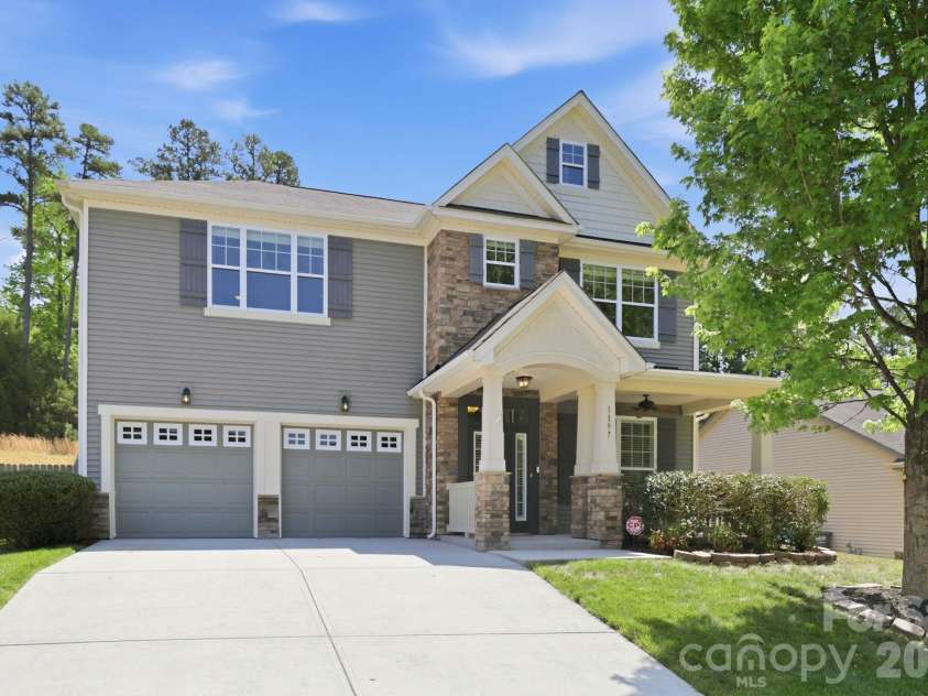 1197 Mckee Farm Lane, Belmont, NC 28012.  MLS# CAR4371180, YatesRealty ID 22010. 