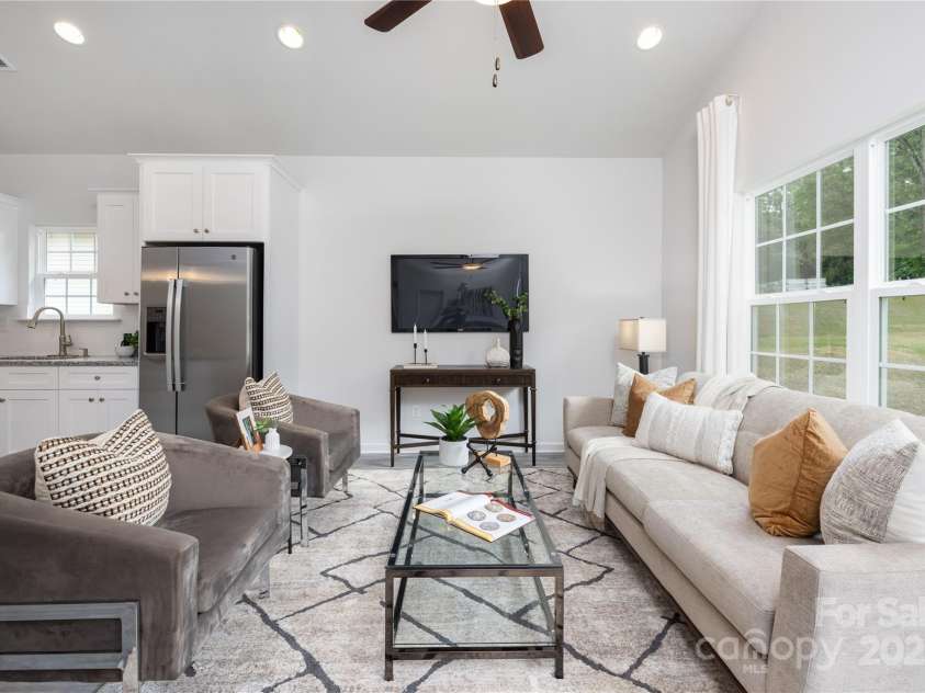 5828 Patton Street, Charlotte, NC 28269.  MLS# CAR4245494, YatesRealty ID 22010. Representation